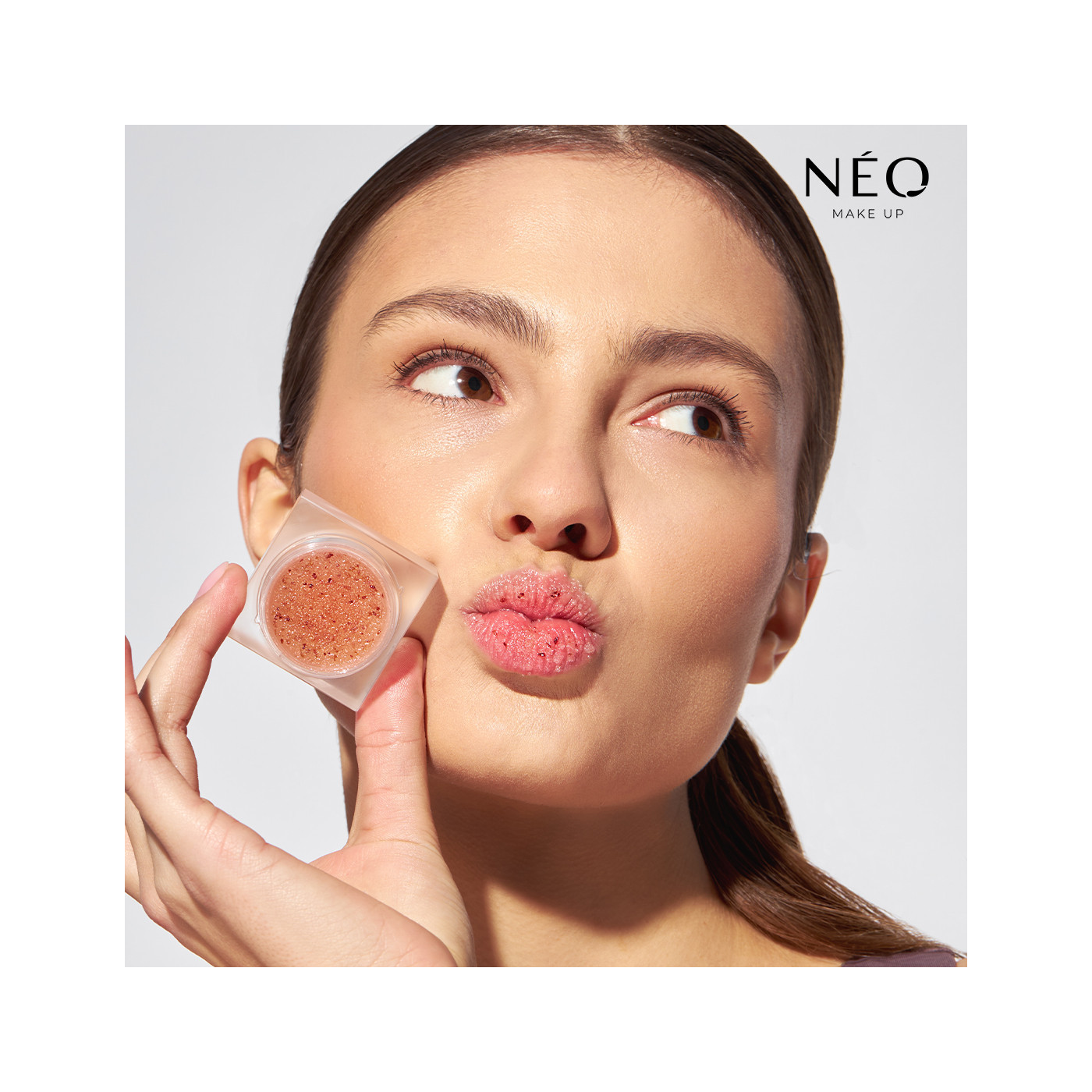 Intense Serum Lip Scrub Intense Serum Lip Scrub