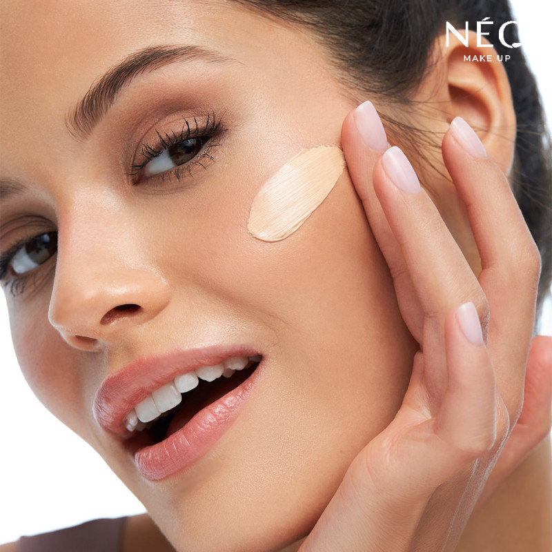 Intense Serum Sheer Foundation: 3.5 BEIGE Intense Serum Sheer Foundation: 3.5 BEIGE