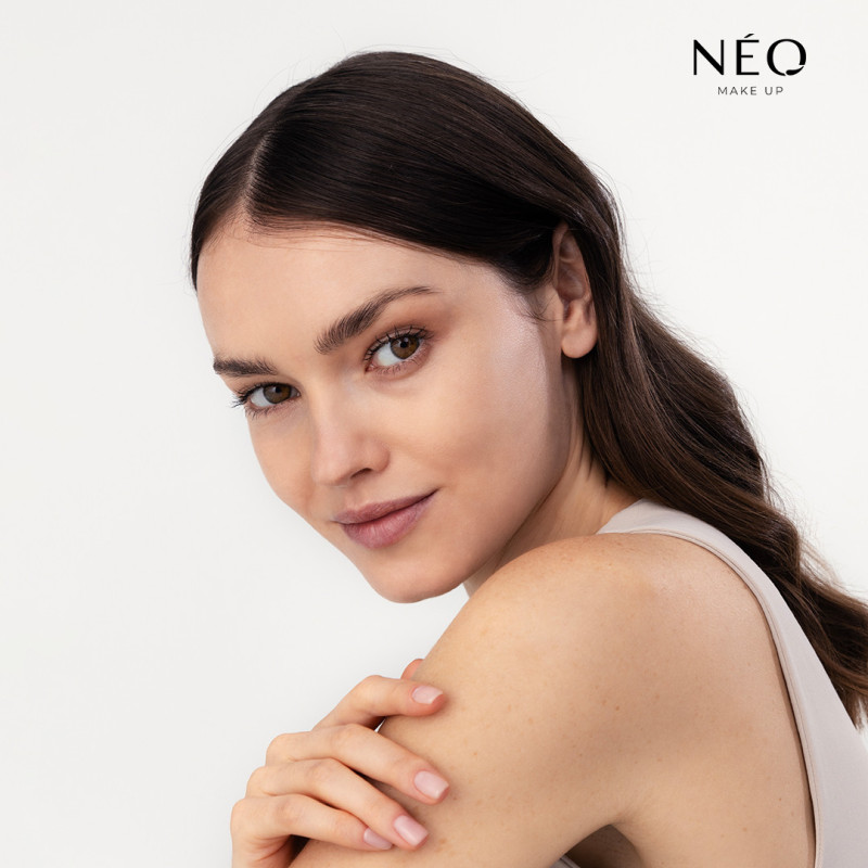 Intense Serum Blurring Beauty Balm: 00 TRANSPARENT Intense Serum Blurring Beauty Balm: 00 TRANSPARENT