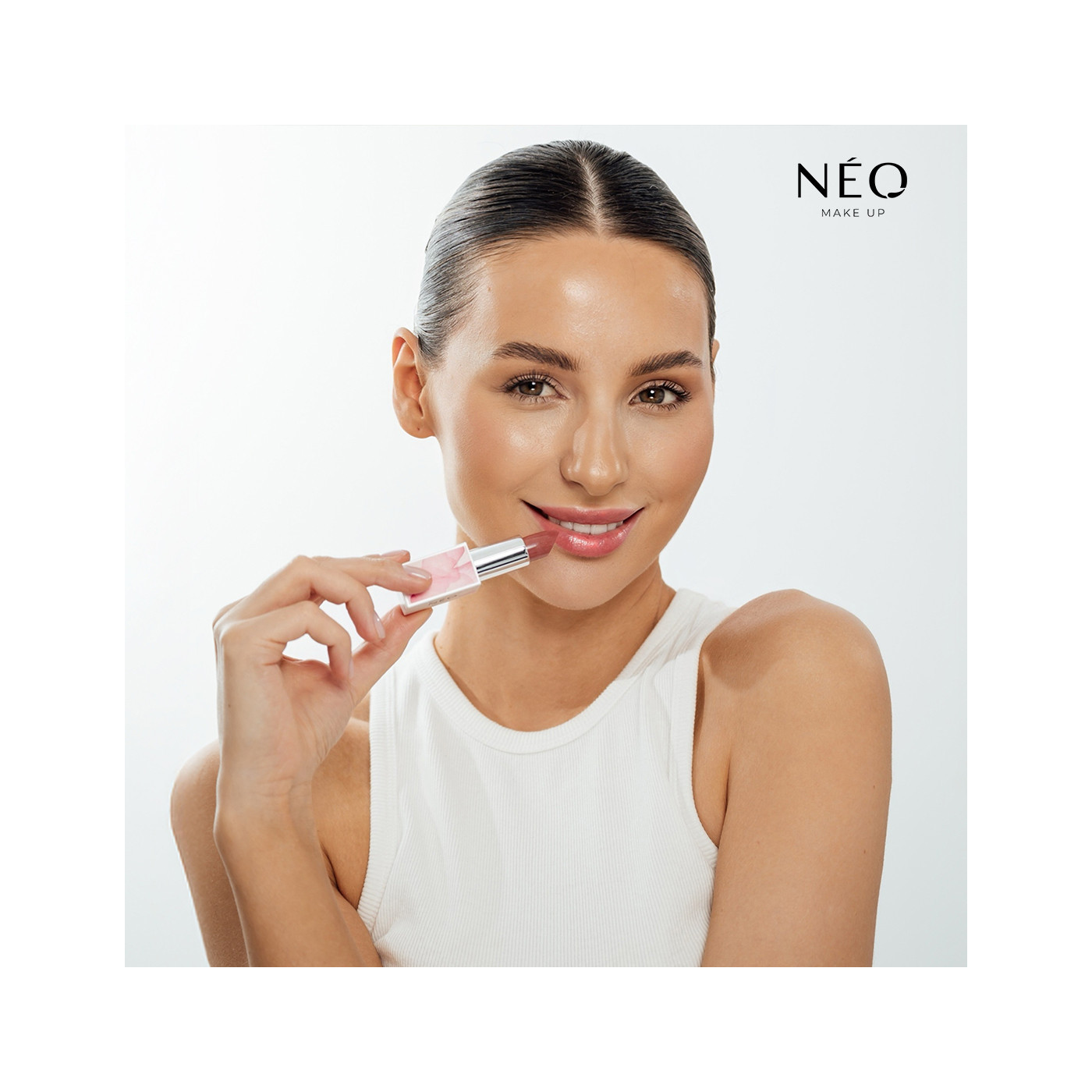 Intense Serum Sheer Lipstick 05 Peachy Glass