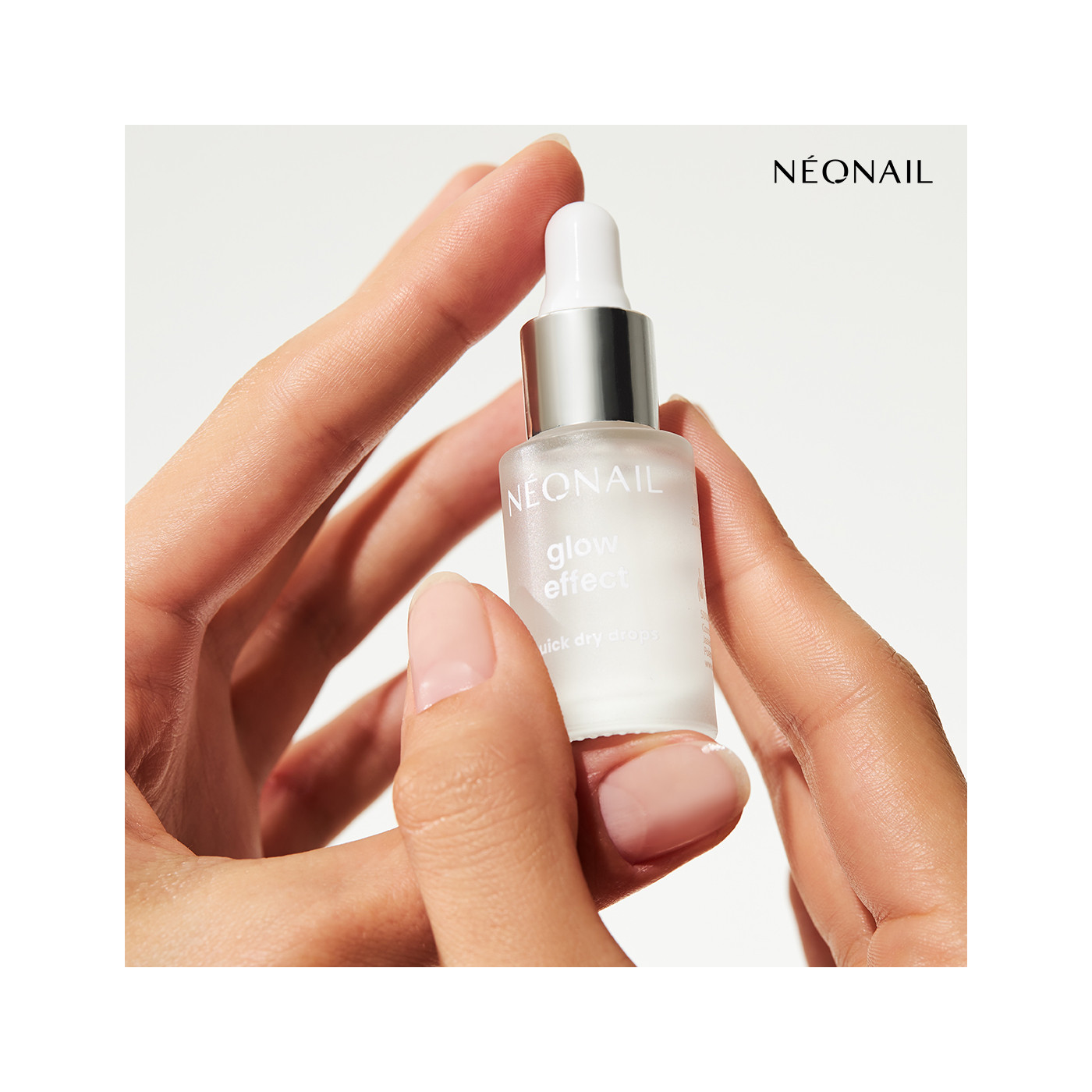 Dry Drops 6,5 ml - Glow Effect Quick Dry Drops Dry Drops 6,5 ml - Glow Effect Quick Dry Drops