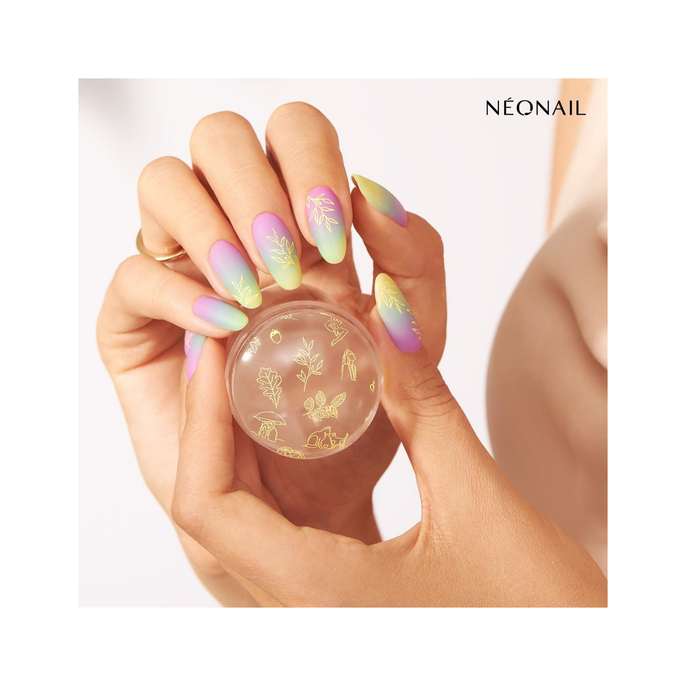 UV Nagellack Violett- Feel Divine kaufen UV Nagellack Violett- Feel Divine kaufen