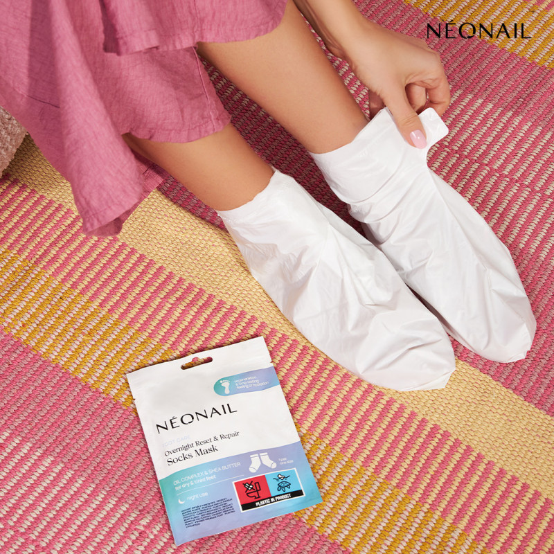 Overnight Reset & Repair Socks Mask