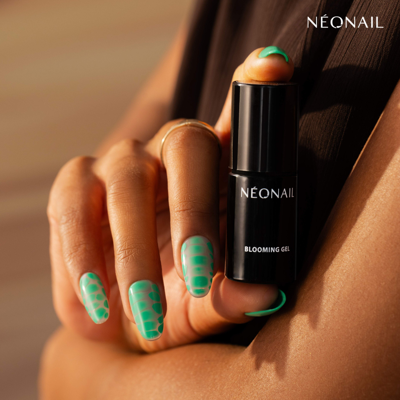 UV Nagellack 7,2 ml - Limitless Green UV Nagellack 7,2 ml - Limitless Green