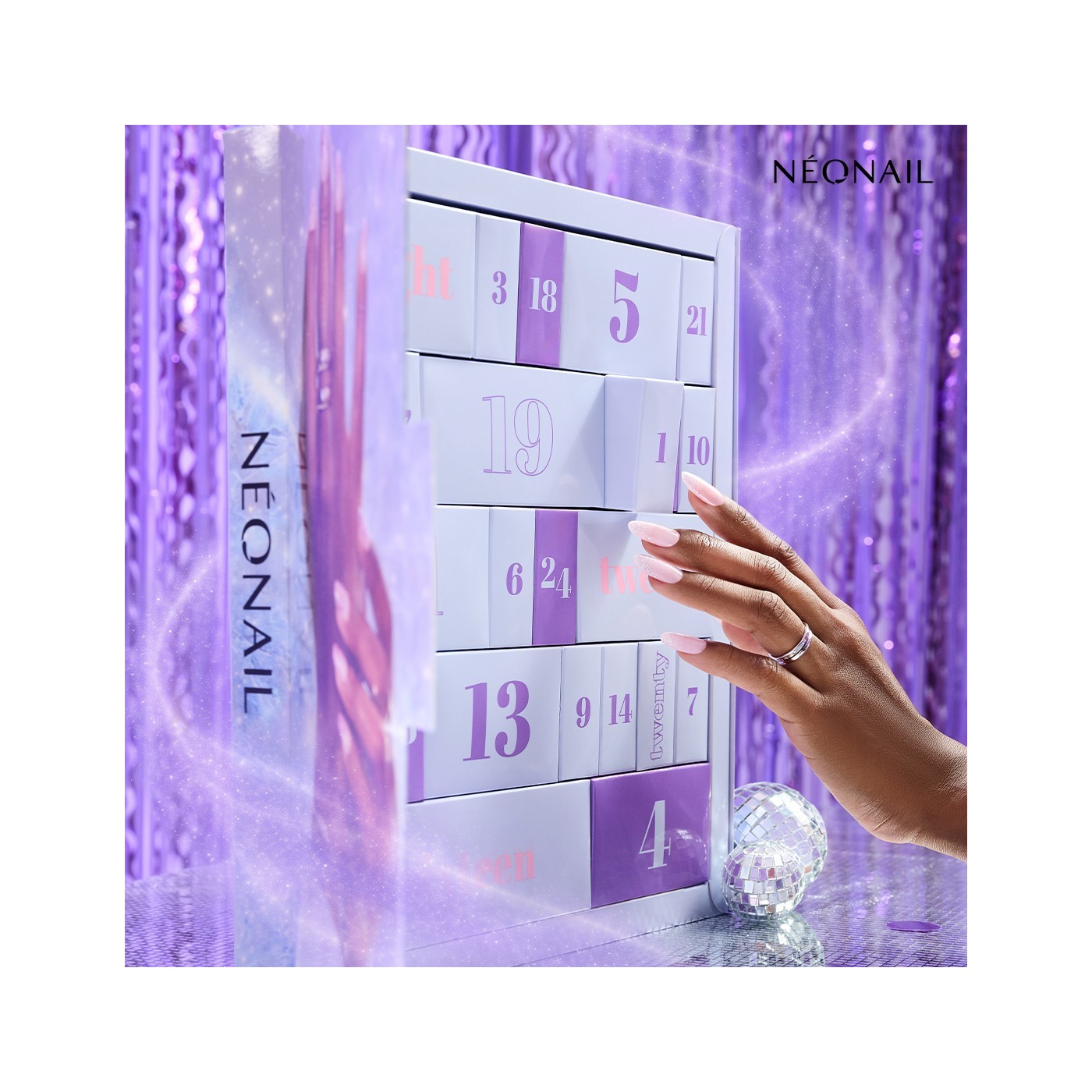 Touch of Magic – der NEONAIL Adventskalender mit 24 exklusiven Überraschungen Touch of Magic – der NEONAIL Adventskalender mit 24 exklusiven Überraschungen