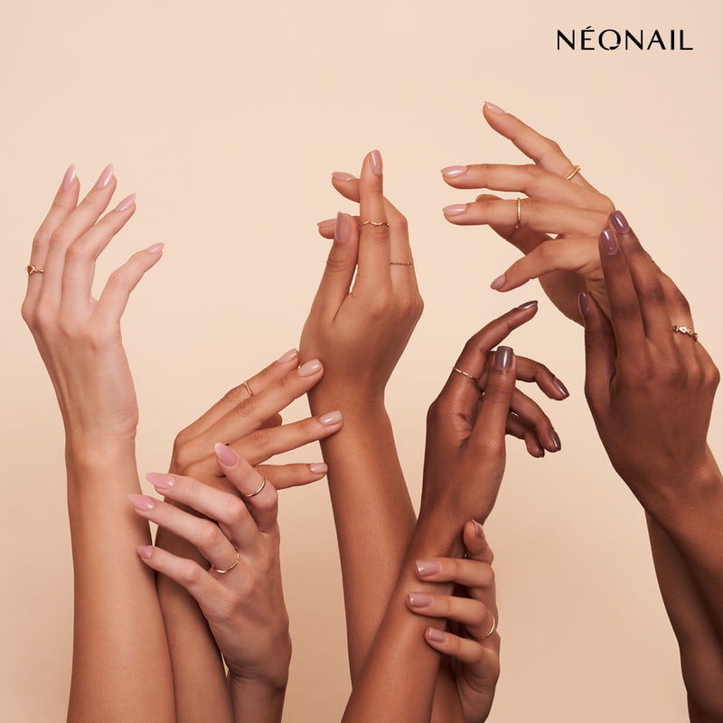 Nude manicure for every skin tone
