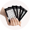 NAIL ART
